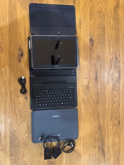 GALAXY Note 10.1 - 11