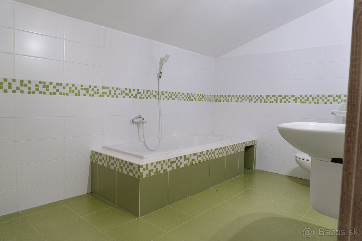 Predaj modernej polyfunkčnej haly s administratívnou budovou - 11