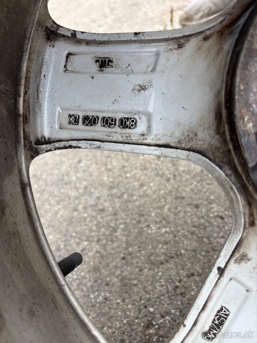 Audi originál disky 205/50 R17 - 11