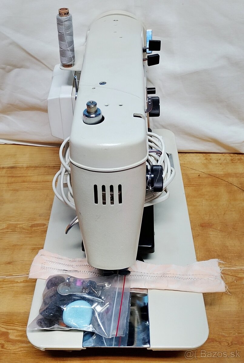 Šijací stroj LADA a VICTORIA. - 11