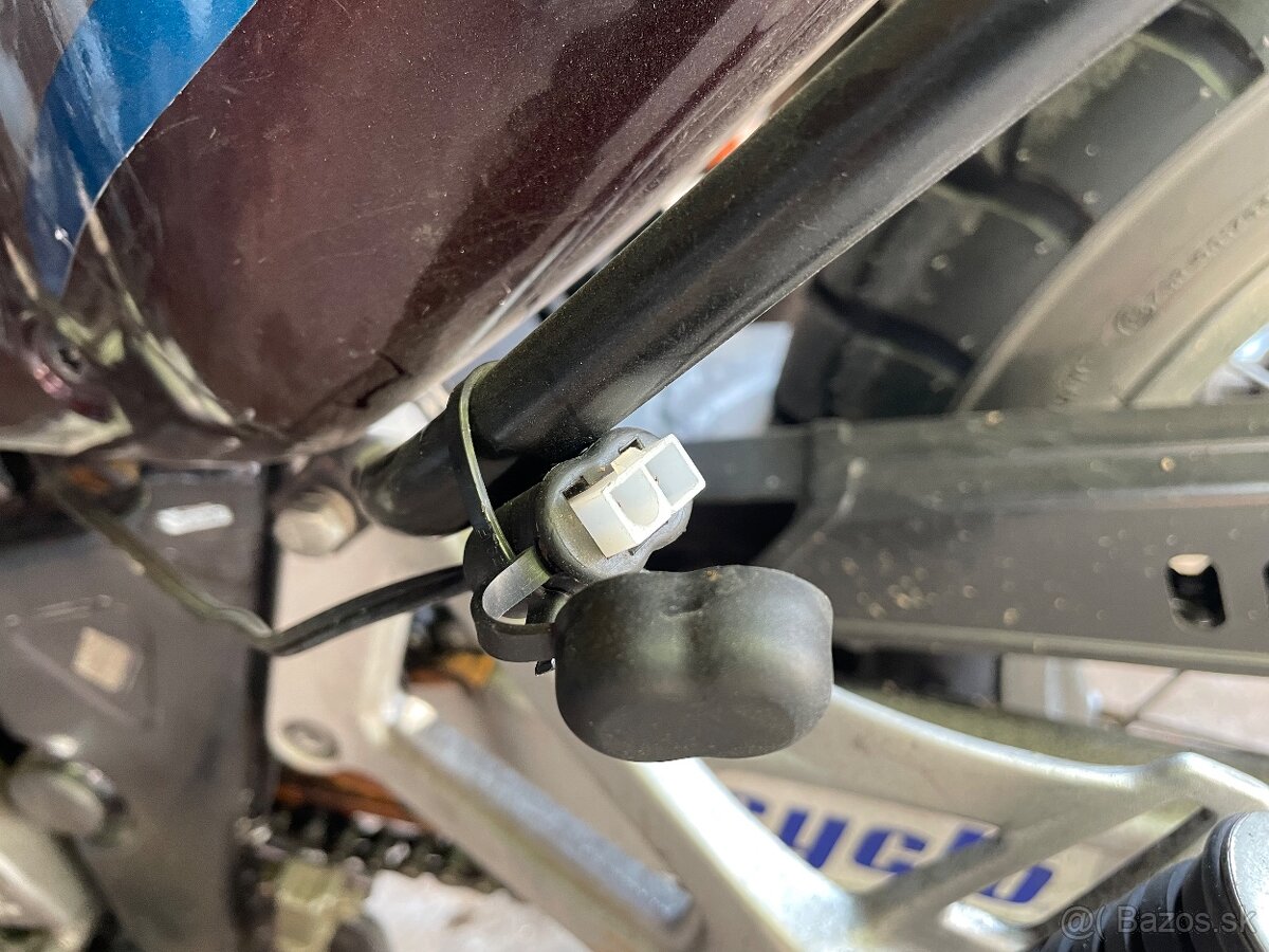 Yamaha XTZ 750 Supertenere - 11