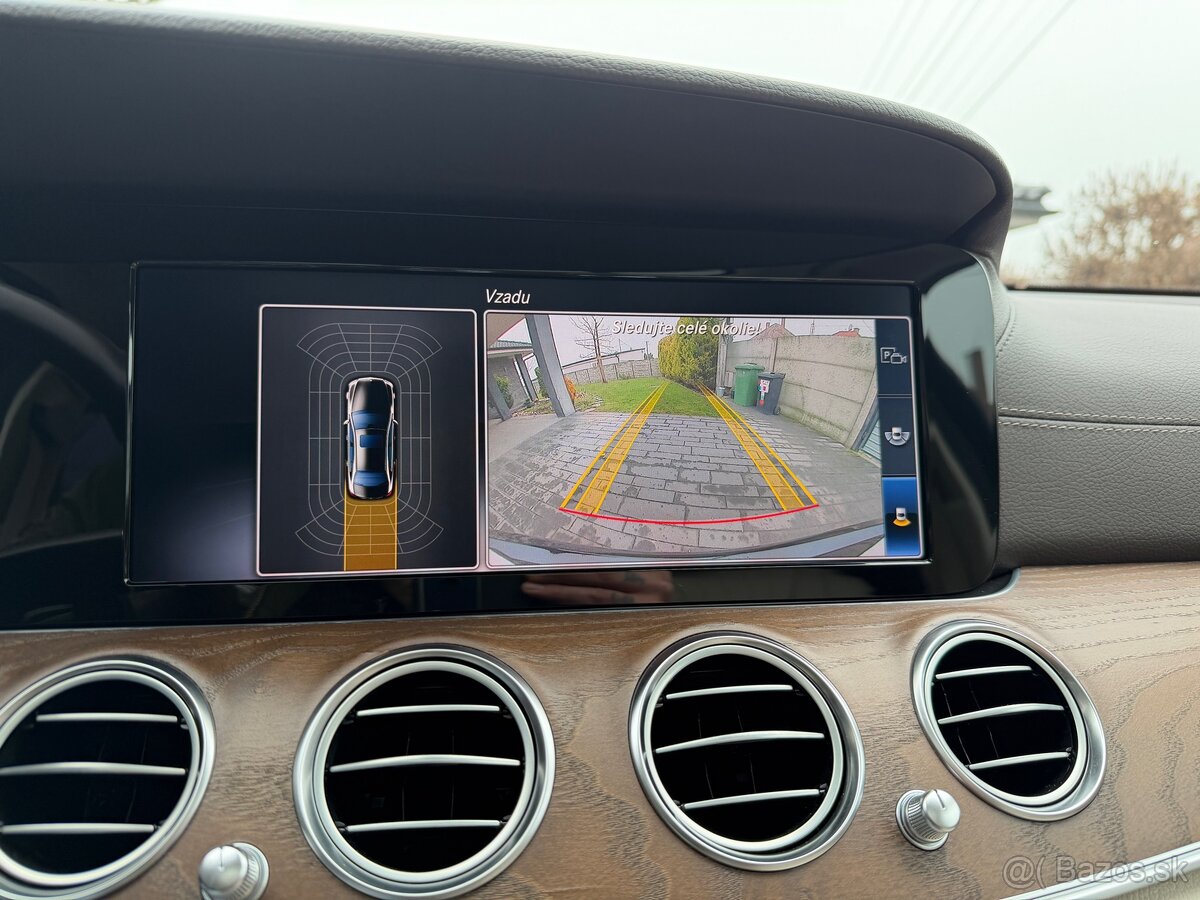 Mercedes Benz sedan E400 D 4Matic - 11