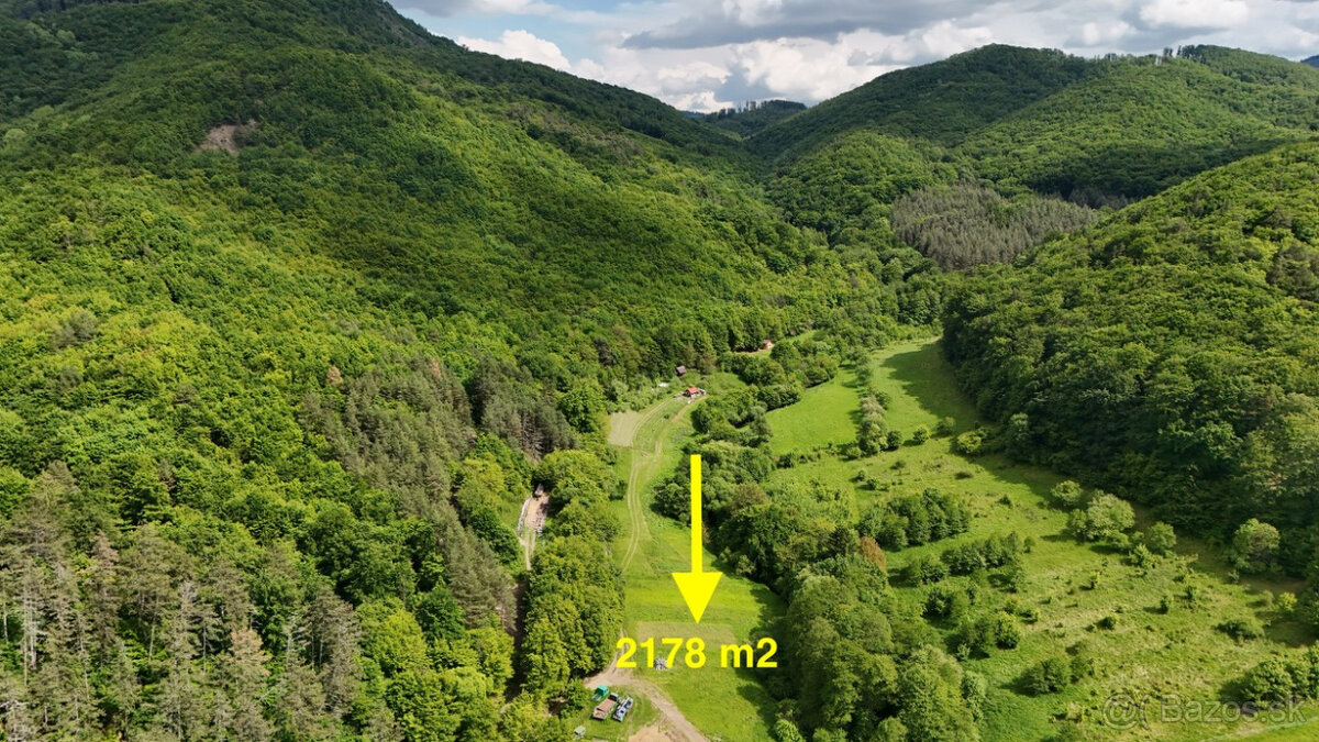 POZEMOK NA VÝSTAVBU RODINNÉHO DOMU - 11