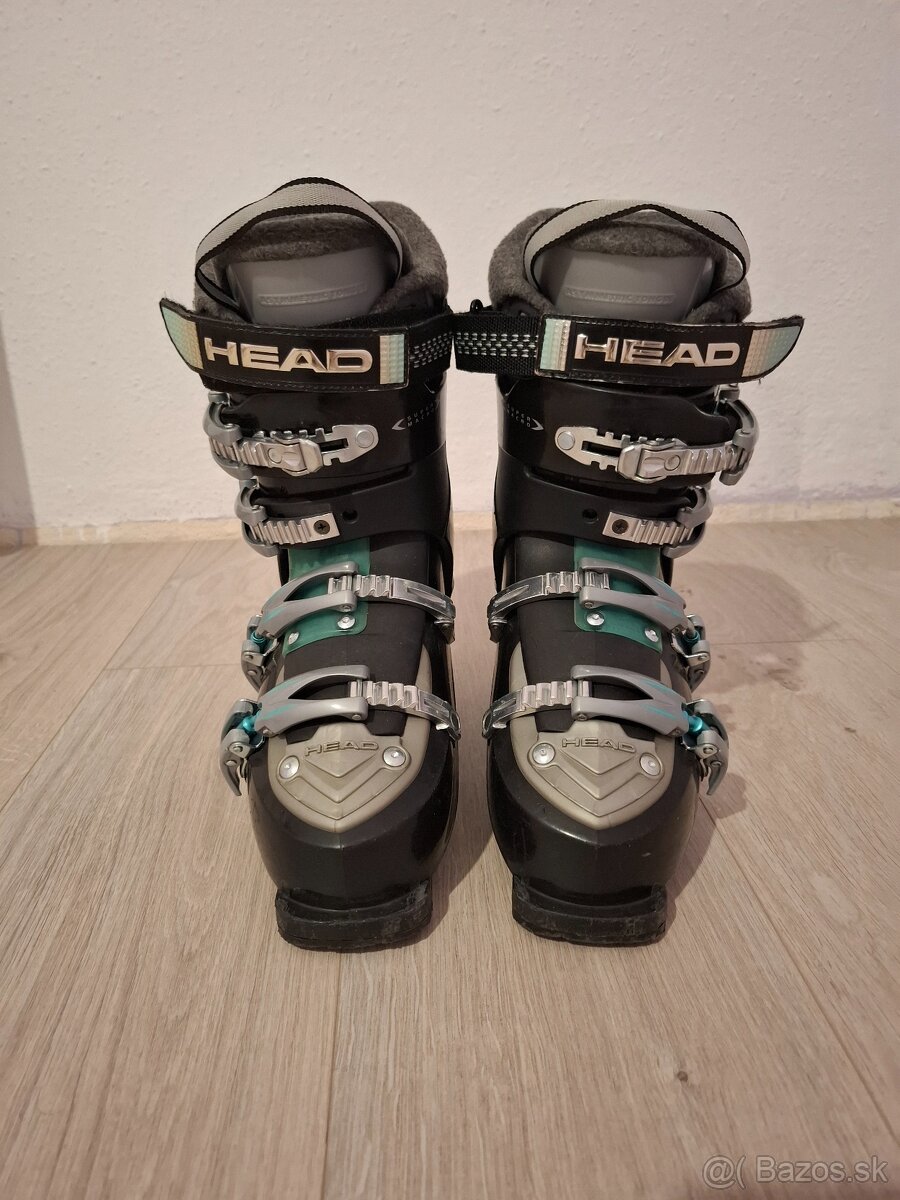 Lyže Blizzard a lyžiarky – pre tých, čo sa neboja zjazdovky - 11