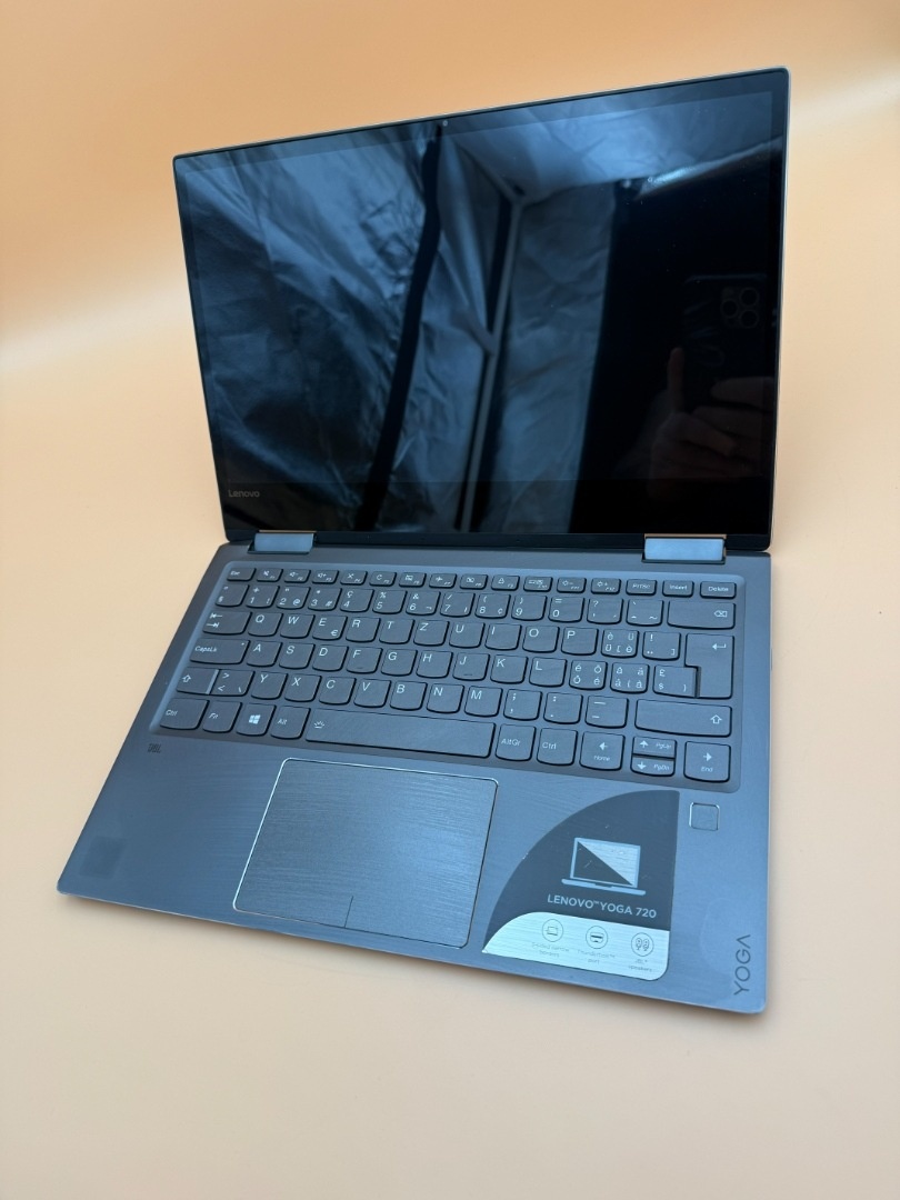 Notebook Lenovo Yoga 720 i7-7500U / 8GB RAM / SSD / dotykový - 11