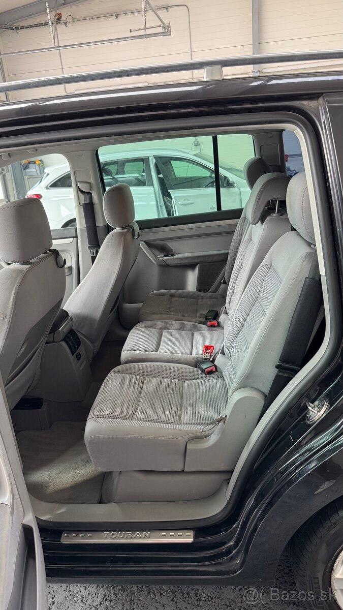 Volkswagen touran - 11