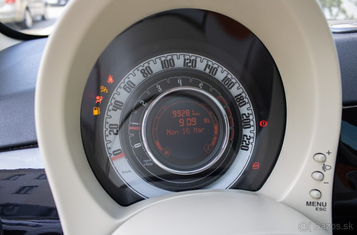 Fiat 500 1.2 benzín stk 10/ 2027 - 11