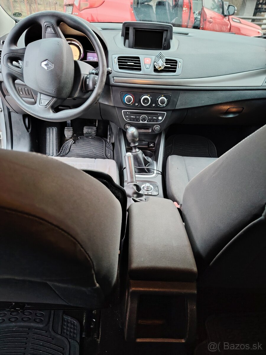 Renault megane grandtour 3 LPG - 11