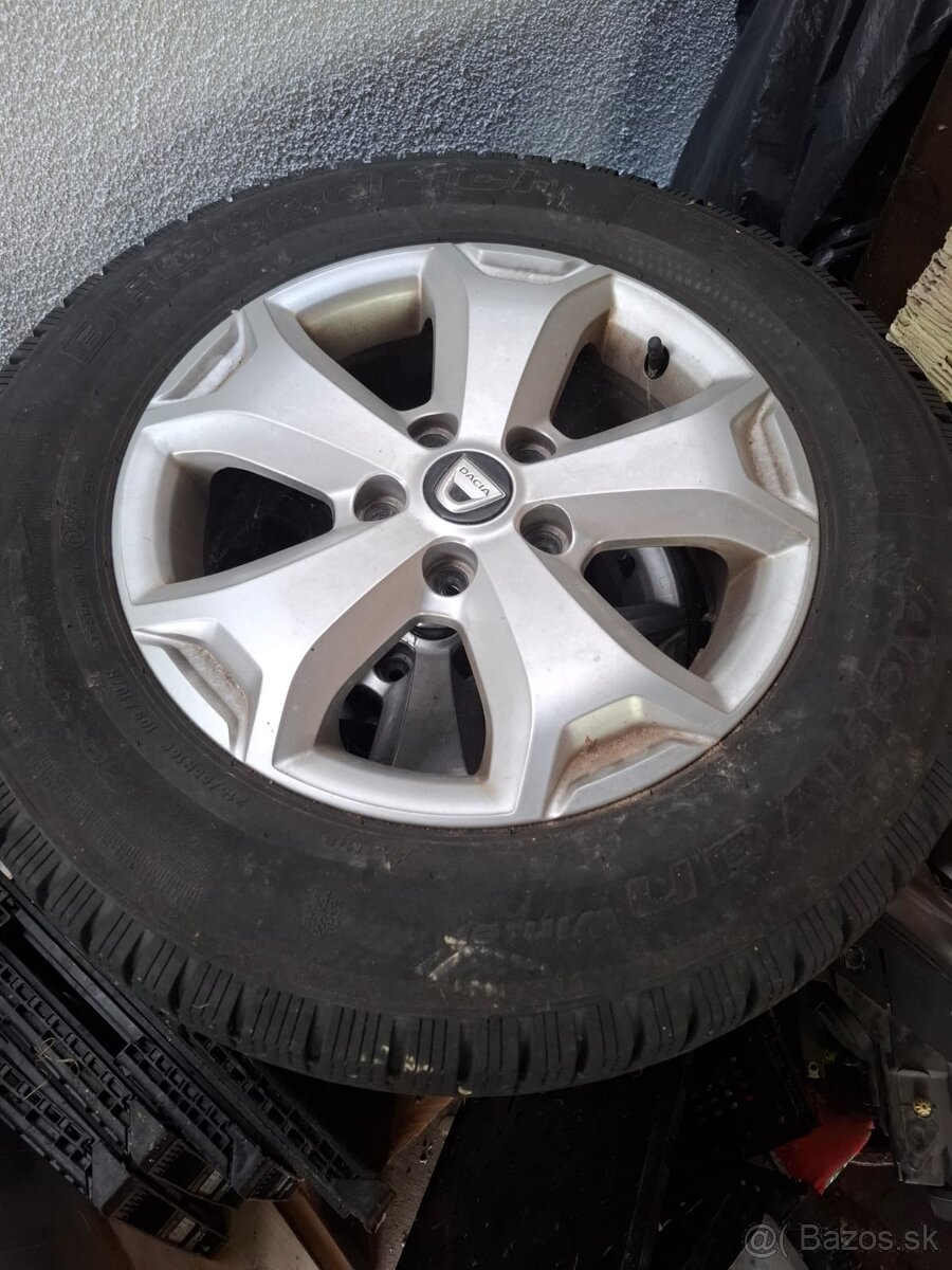 Predám Dacia Duster 1.6 benzín Výbava Prestige - 11