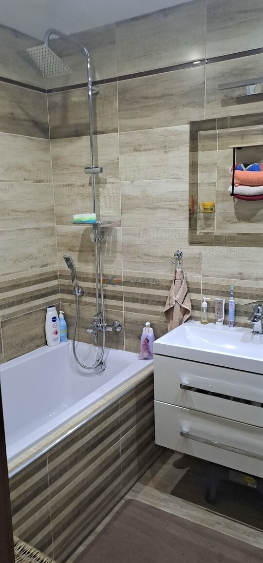 Prenájom zariadeného 3-izbového bytu - TRNAVA - 11