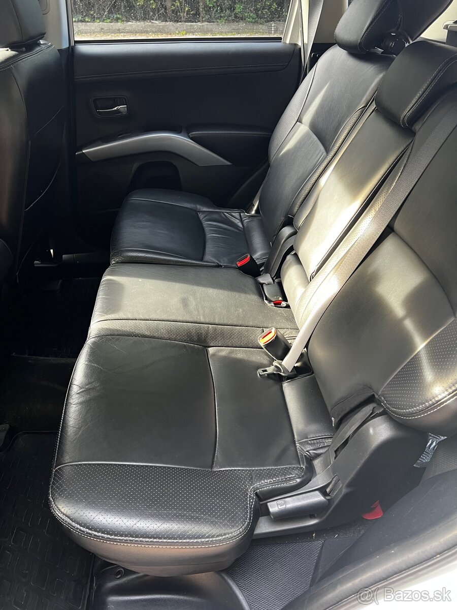 Mitsubishi Outlander 2.4 benzin 4x4 odpočet DPH - 11