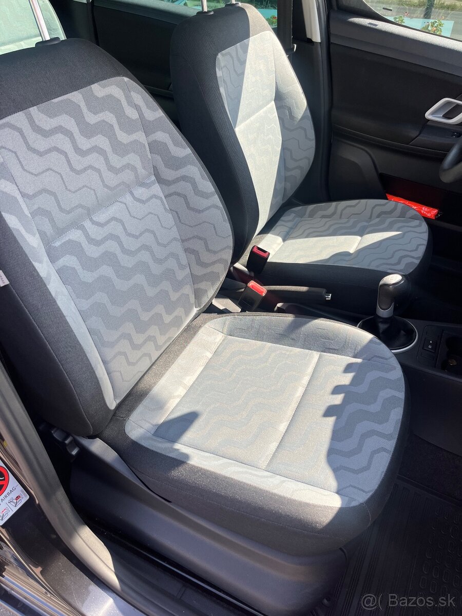 Škoda Roomster 1,4 - 11