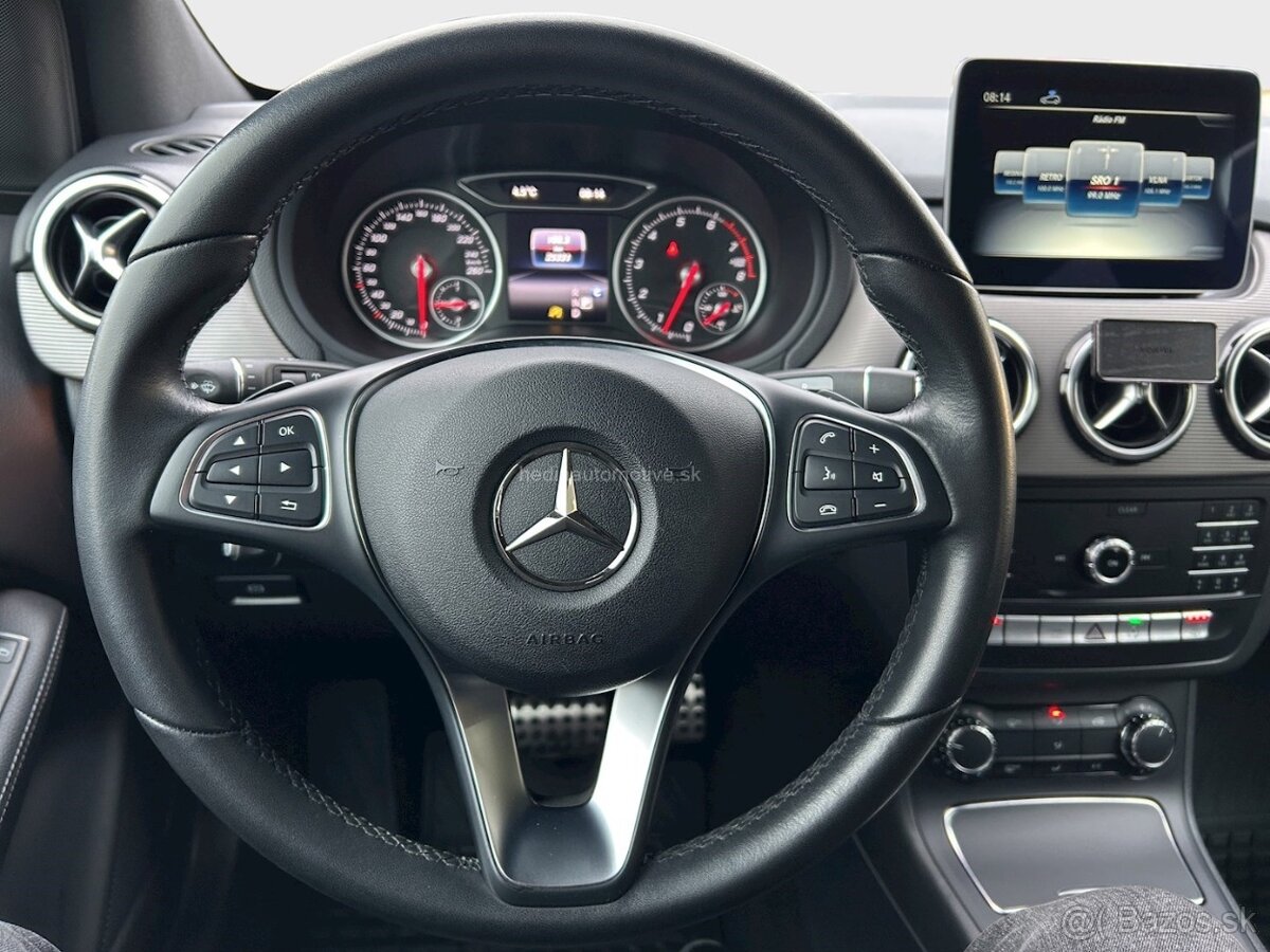 MERCEDES-BENZ B 180 - 11