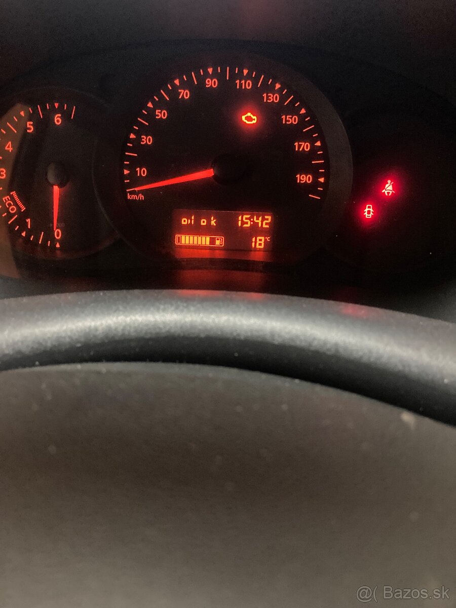 Renault Kangoo 1,5 dci 66 kw - 11