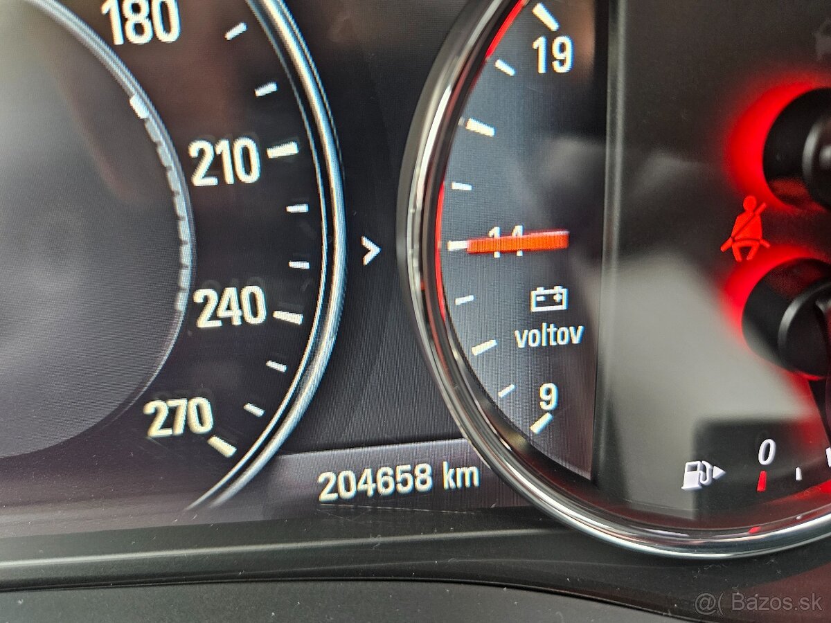Opel Insignia ST 2.0 CDTI S S Dynamic AT8 - 11