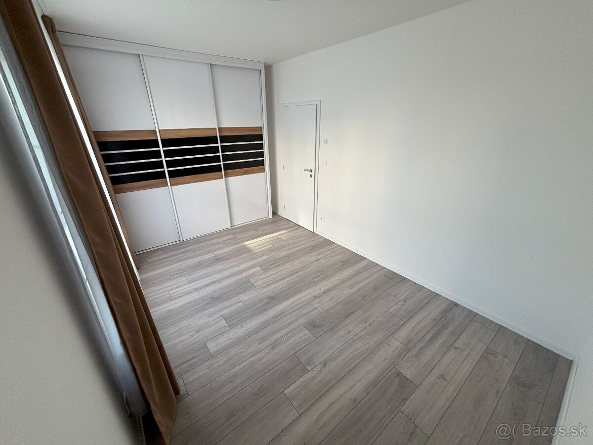 3i byt na prenájom - Sereď Cisárky - 11