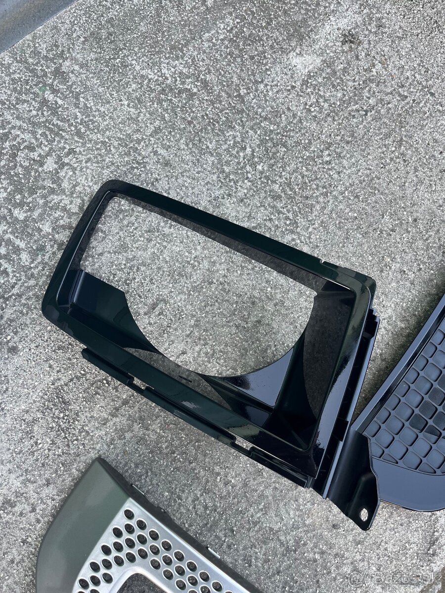 predne svetlo Led Matrix Land Rover Defender 2 - 11