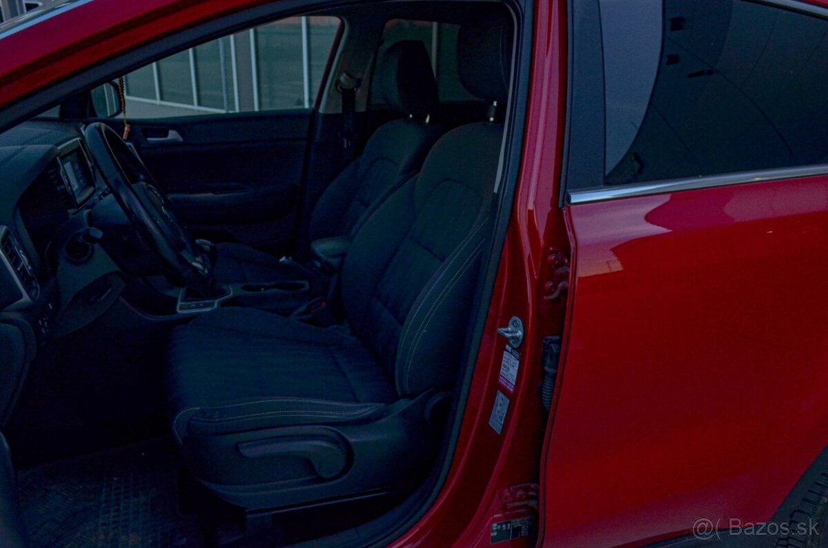 Kia Sportage 1.6 GDi Gold - 11