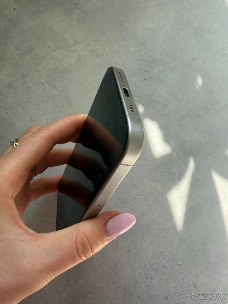 iPhone 15pro 128gb - 11