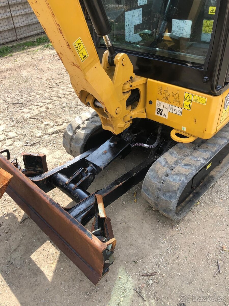 Caterpillar CAT 301.6 k prodeji - 11