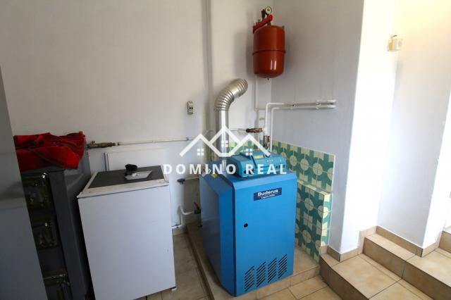 TOP ZREKONŠTRUOVANÝ RD S VEĽKÝM POZEMKOM 939m2 - 11