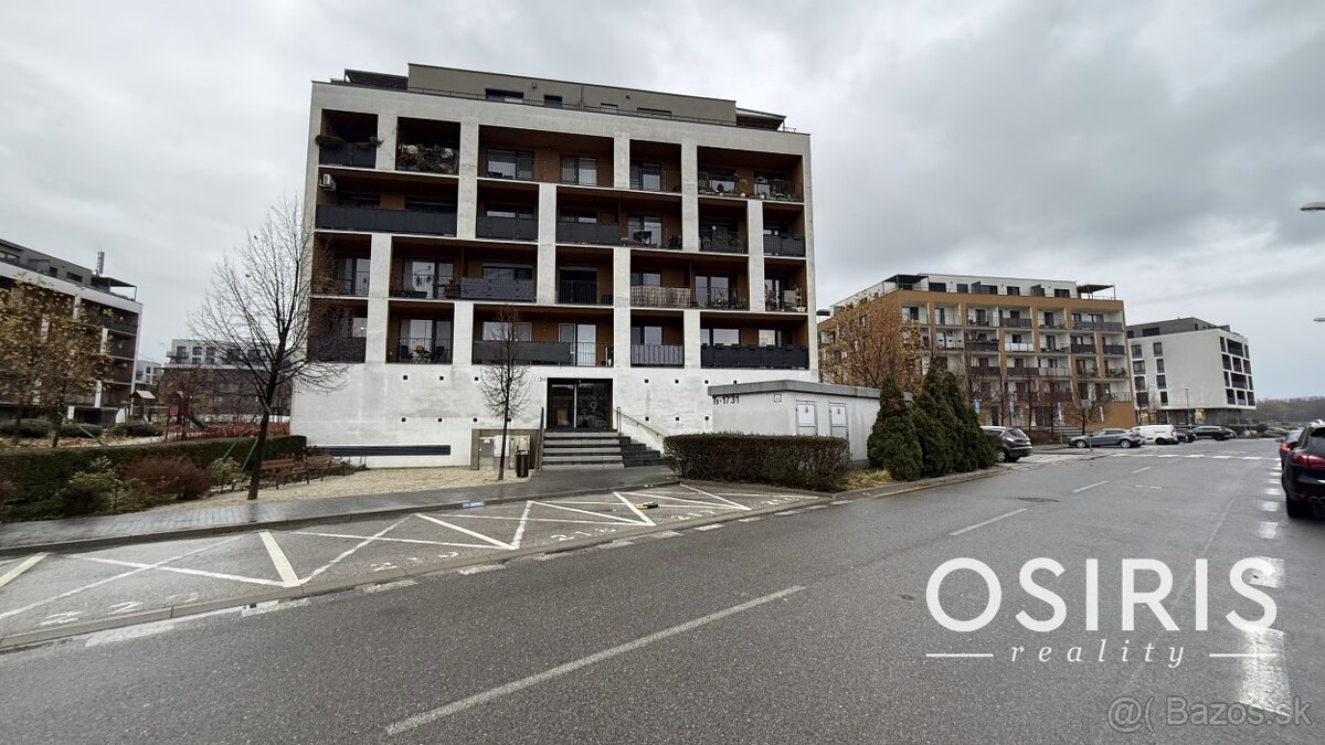 Klimatizovaný 3i byt v novostavbe z r. 2025, terasa 24 m2 - 11