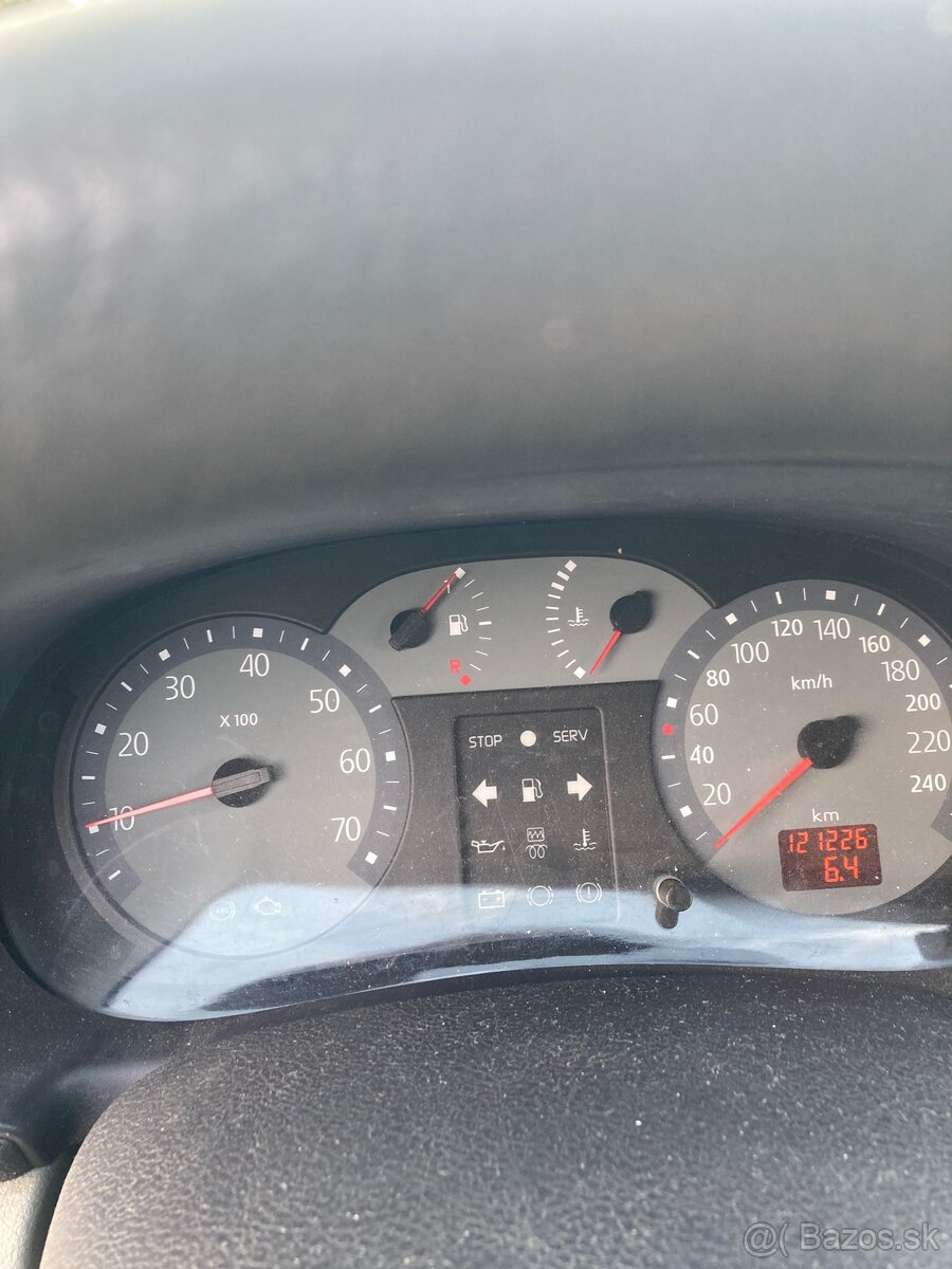 Renault Thália - 11