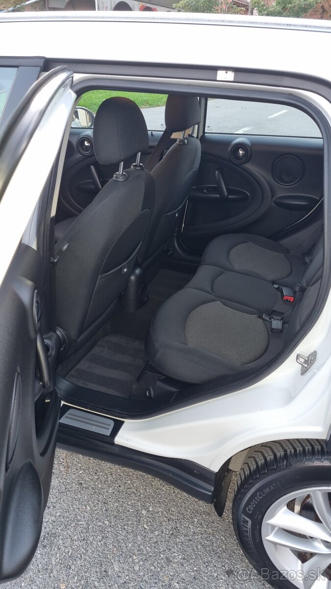 MINI Countryman ALL4 - 11