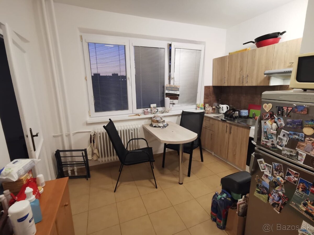 Prenajnájom 1 izbový byt - 11