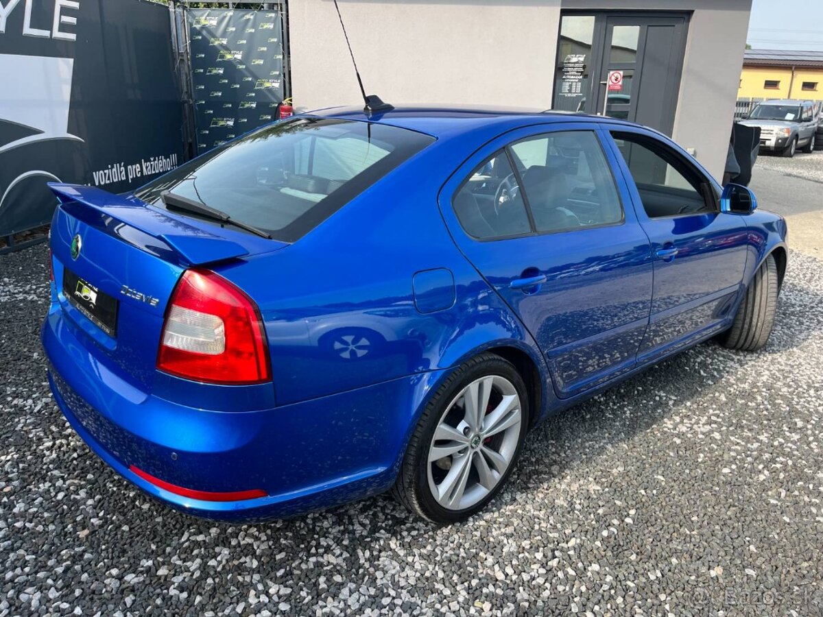 Škoda Octavia 2.0 TFSI RS - 11