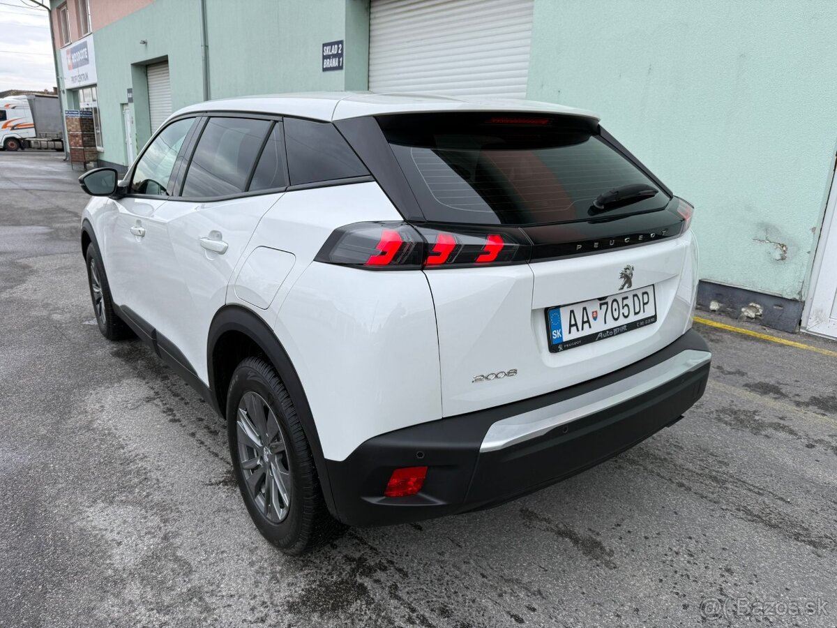 Peugeot 2008 1,2 PureTech - 11