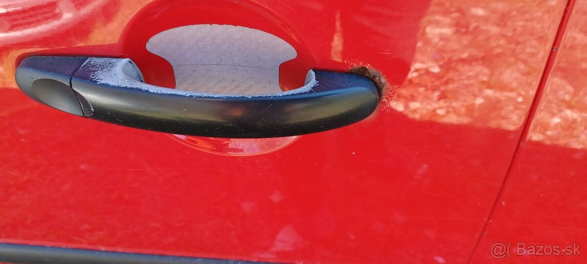 Caddy predám - rozpredám 1,9 tdi 77kW - 11