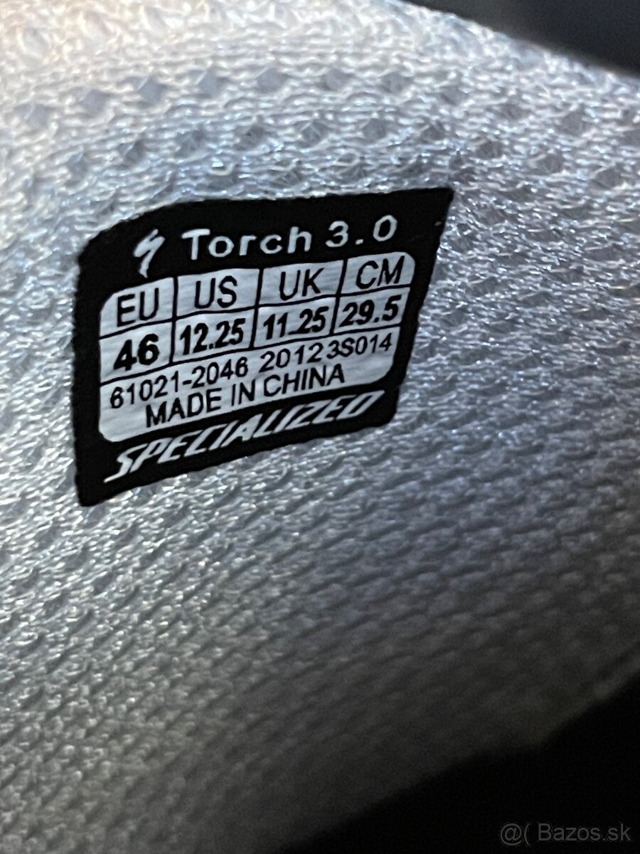 Top cyklo tretry - Specialized - 11