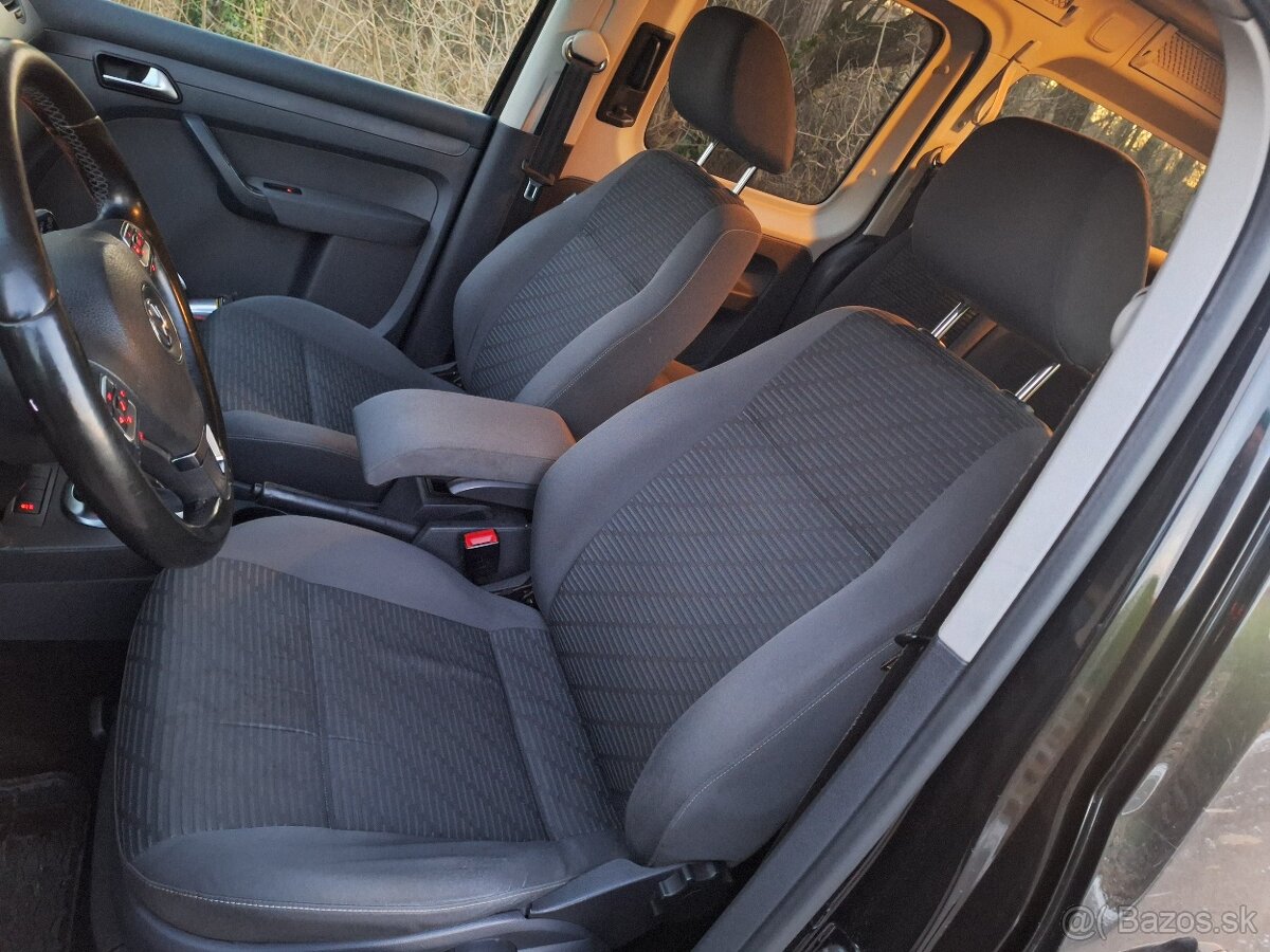 VW CADDY MAXI 2.0 TDI DSG 7 MIESTNE VERZIA - 11