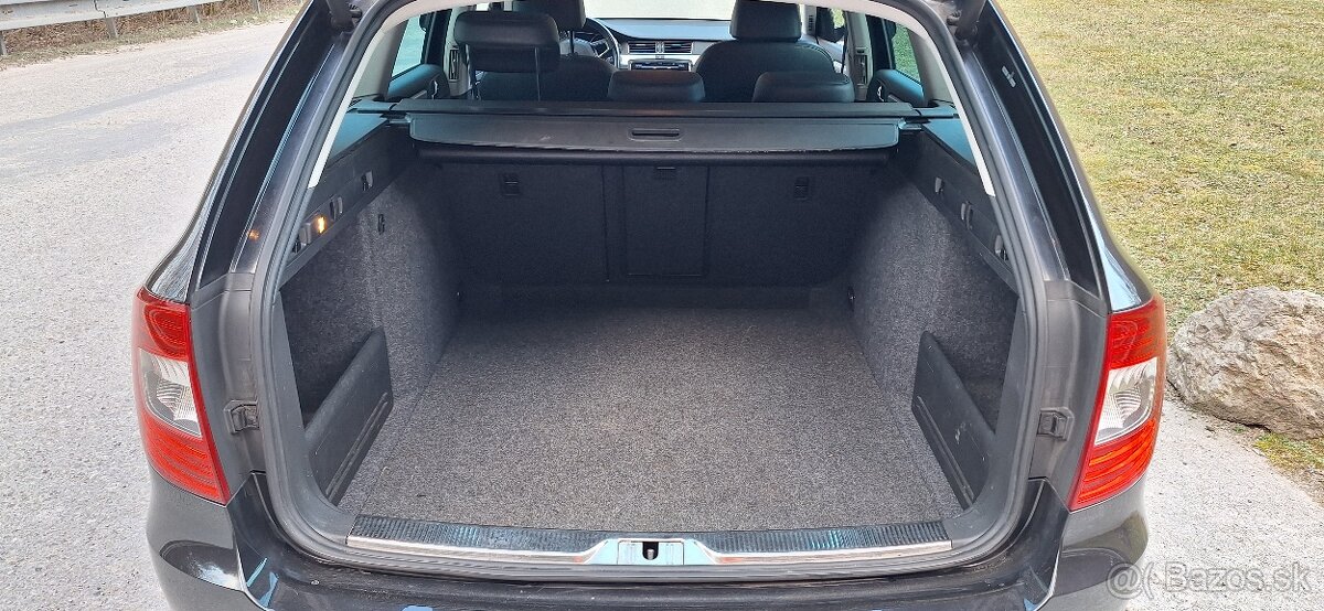 Škoda Superb 2.0 Style DSG - 11