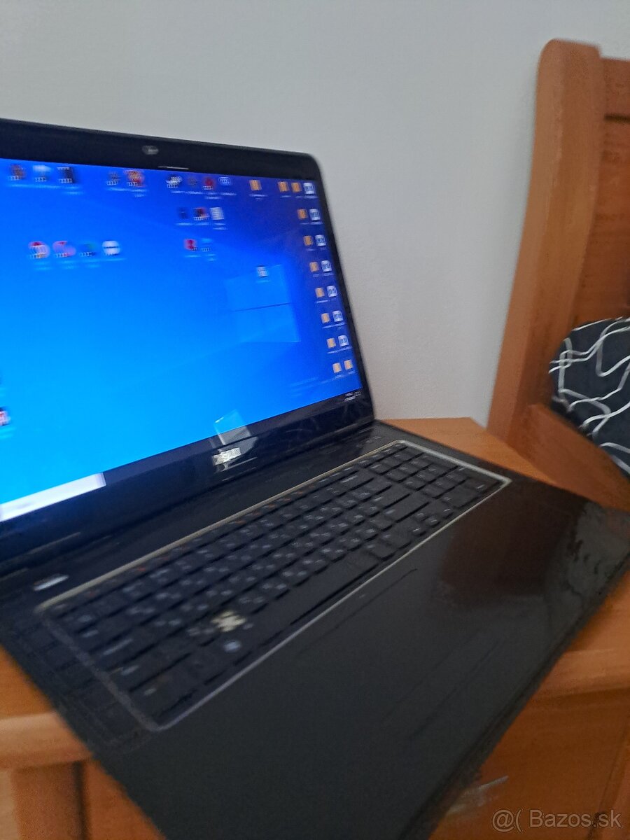 Predám notebook, a monitor - 11