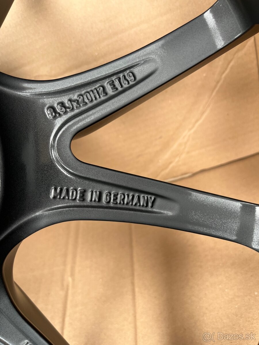 PORSCHE 911 alu kola 20" nové, originál PORSCHE - 11