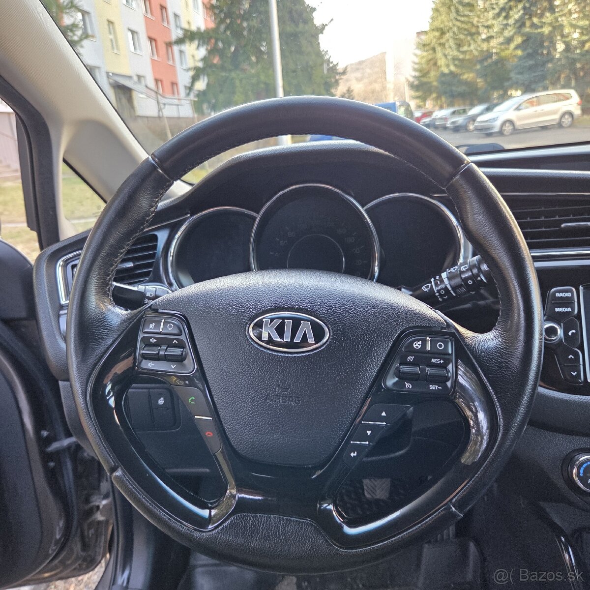 Kia ceed 1,6 GDi gold - 11