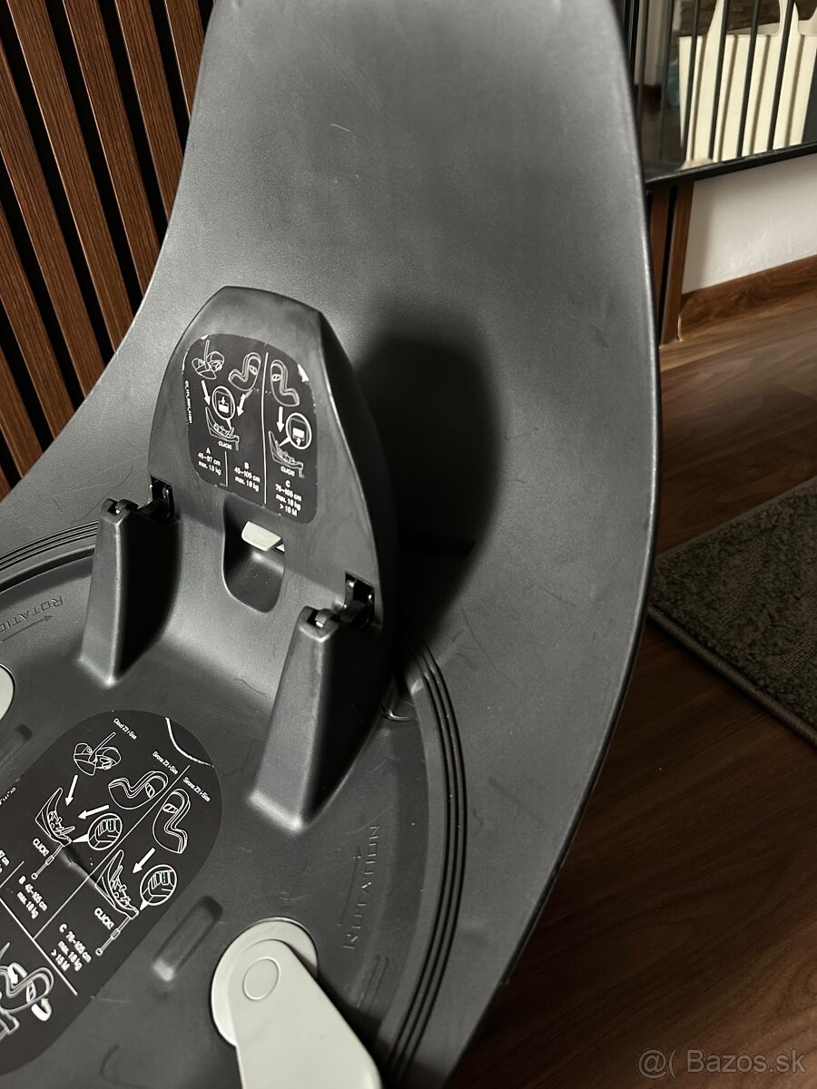 Cybex T-cloud + základňa - 11