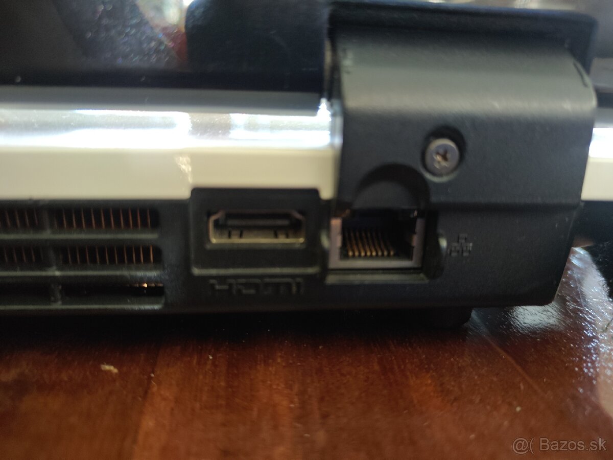 Predam Toshiba Qosmio G40-129 - 11