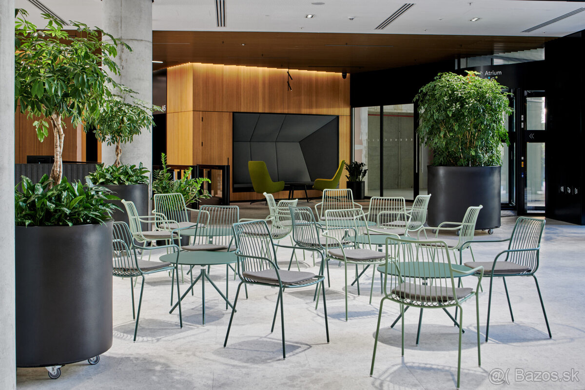 Prenájom obchodného priestoru 333 m² v skvelej lokalite v ce - 11