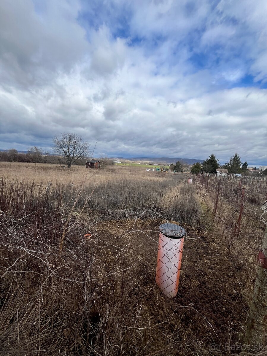 Na predaj pozemok v Štúrove - 11