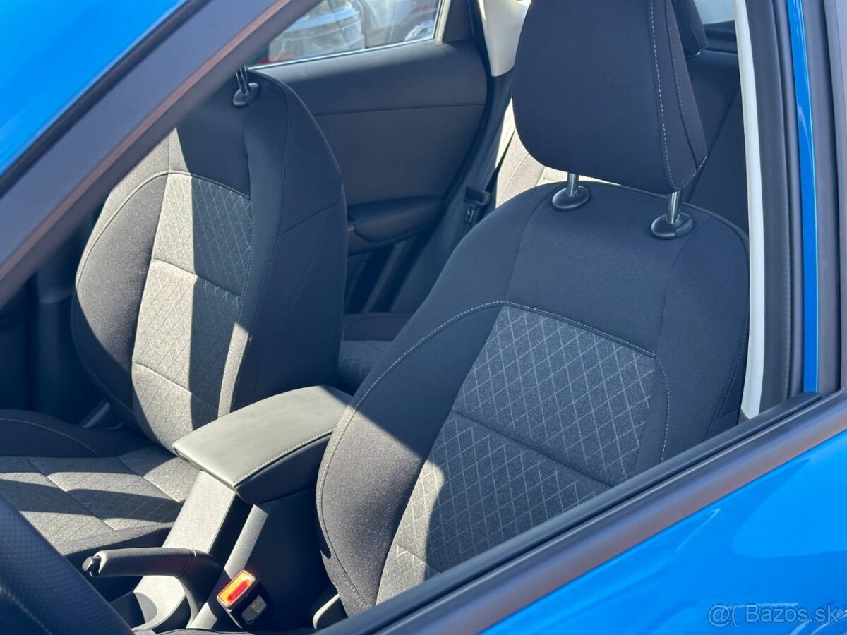 MG ZS ICE benzín 1.5 Essential - 11