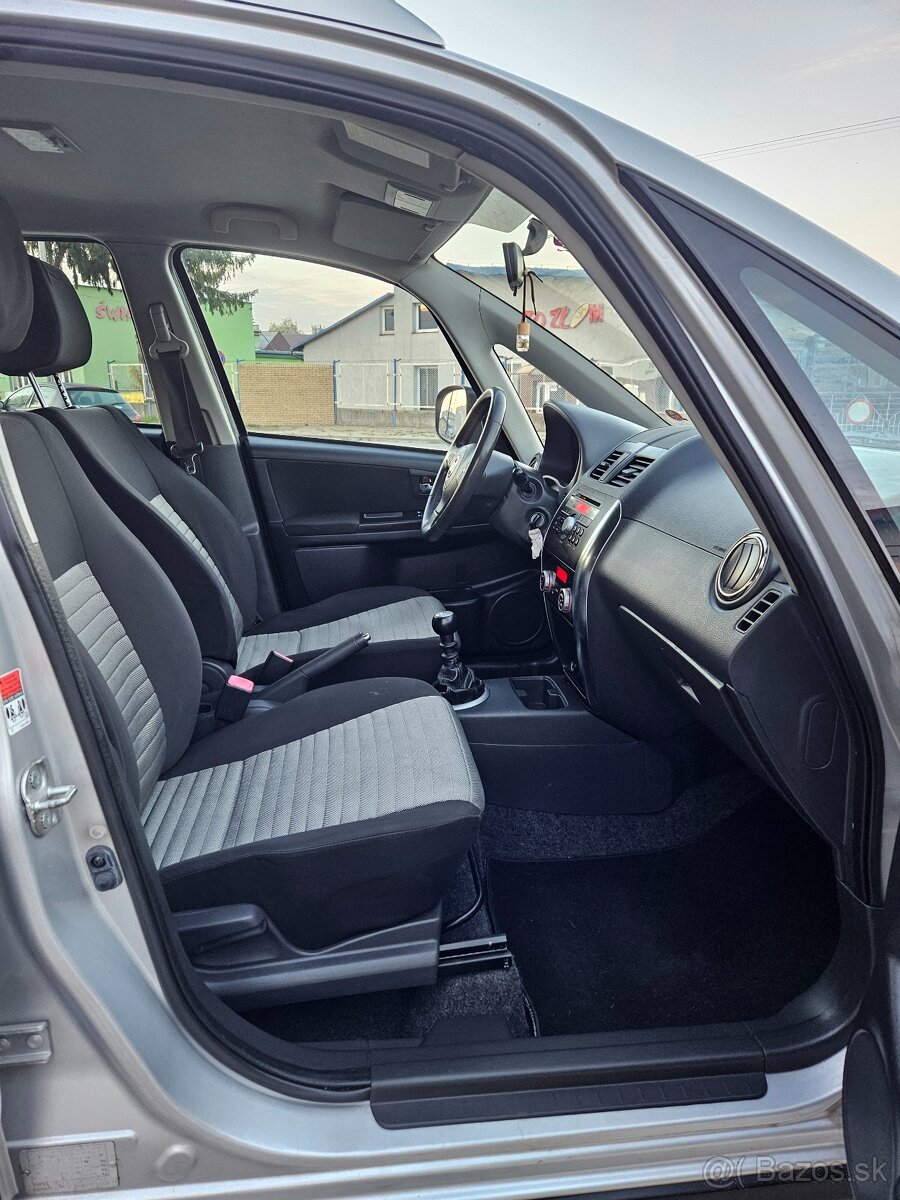 Fiat Sedici 2.0Multijet 4x4 2012 Euro5 - 11