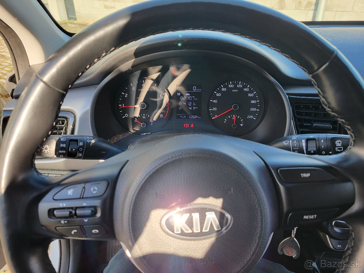 Kia Rio 1.4i Gold - 11