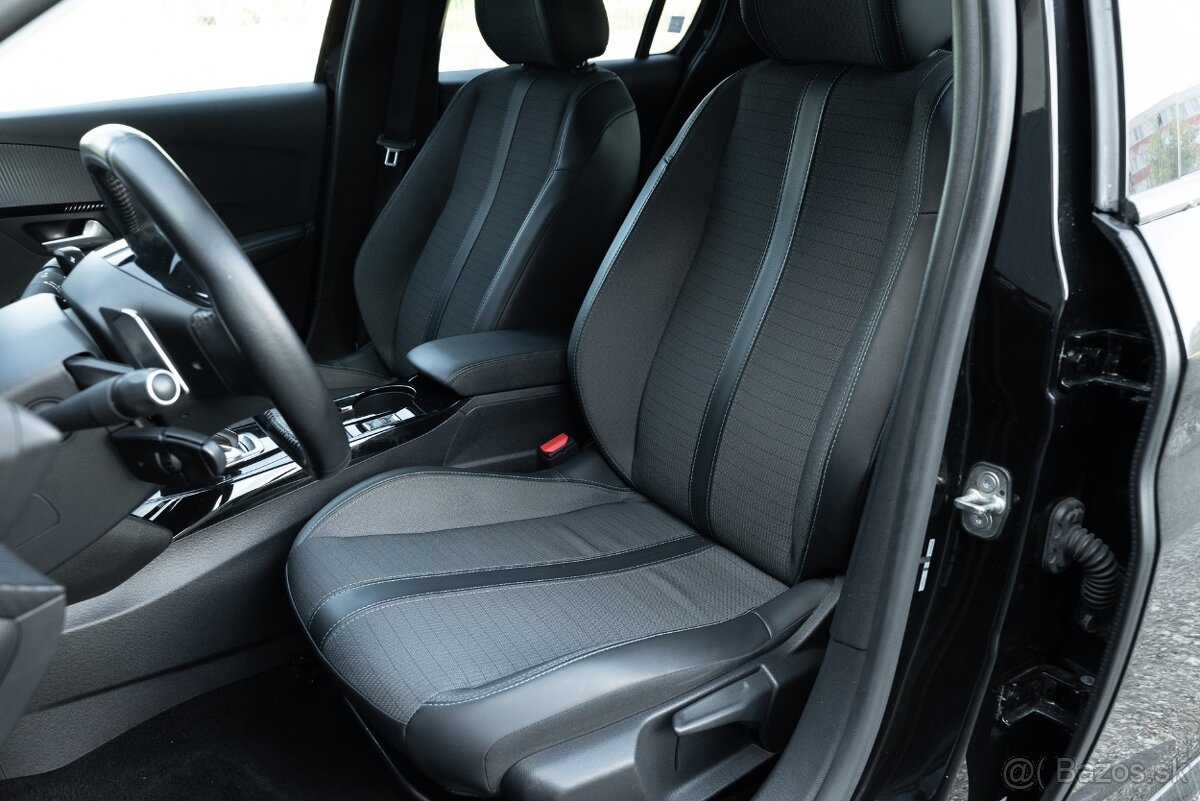 PEUGEOT 208 1.2 PureTech / AUTOMAT / Možný odpočet DPH - 11