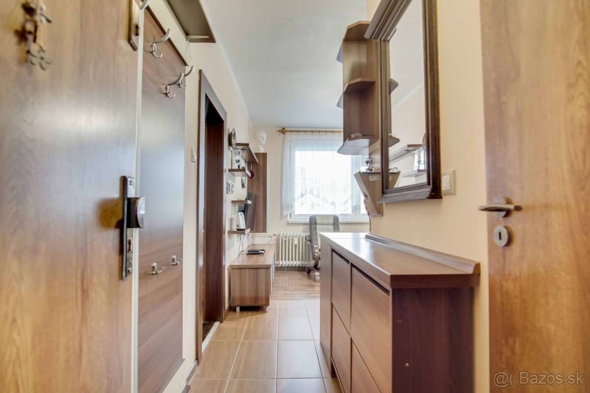 Na prenájom prerobený a zaridený 1-izbový byt blízko stanice - 11