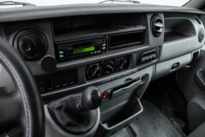 Renault Master Skriňa 2.5 dCi 120/18 - 11