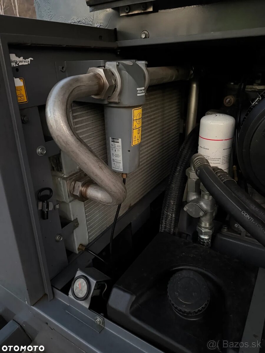 Skrutkový kompresor Atlas Copco XAHS 186 11 m3. Dovezený z N - 11
