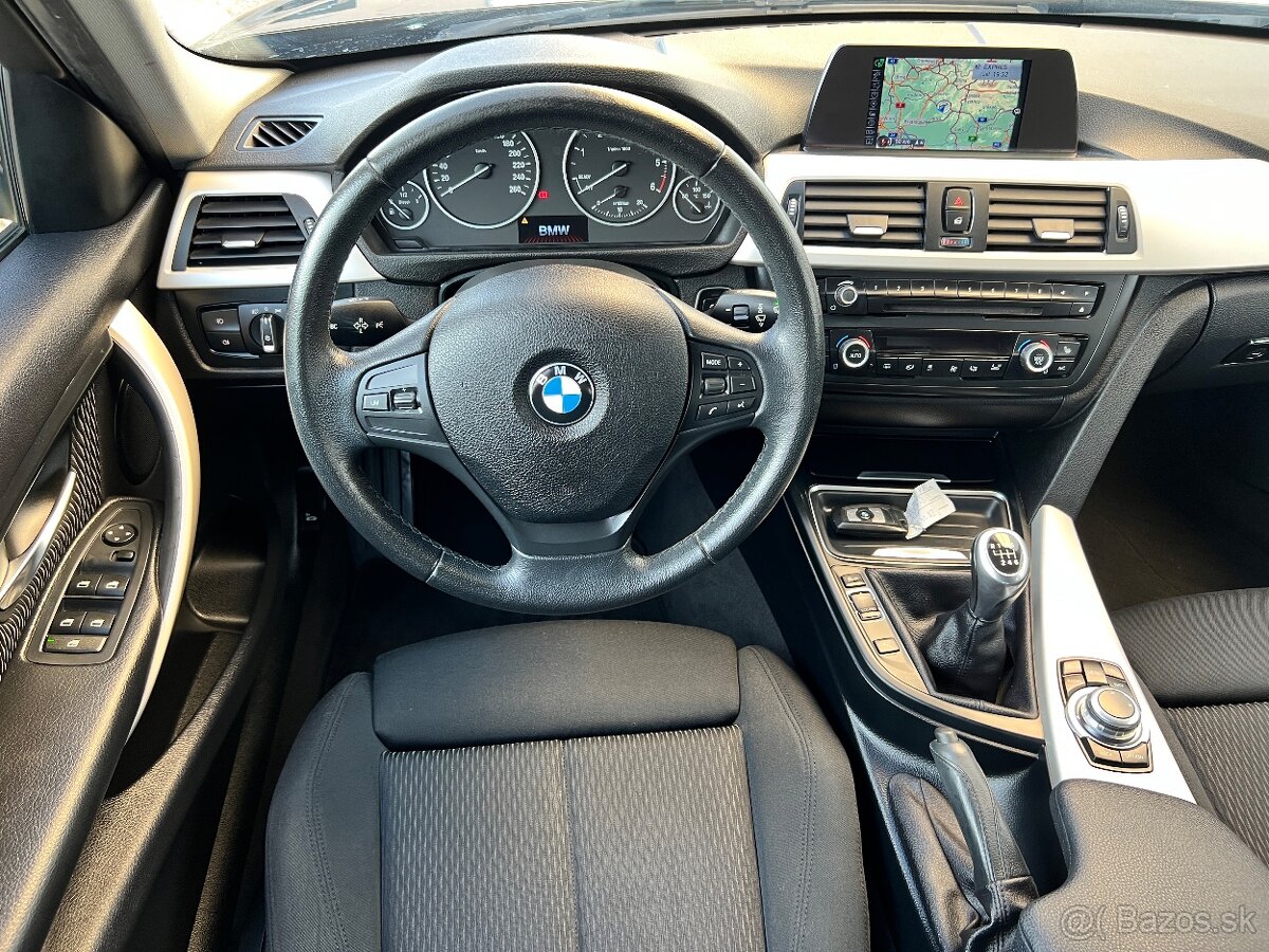 BMW 318d RADA 3 105kW KOMBI 2015 - 11